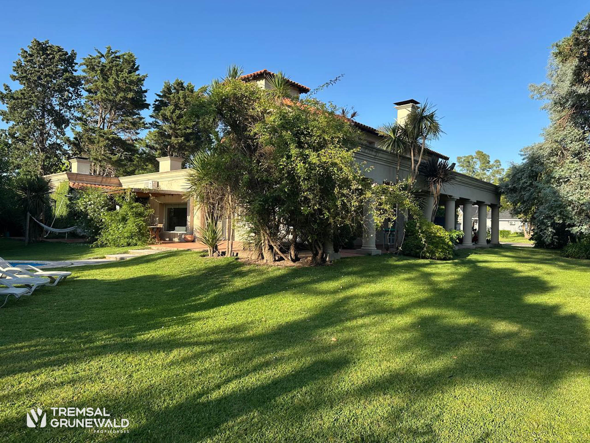 d6082e47-8fad-4d32-9362-f03b7ce297cf